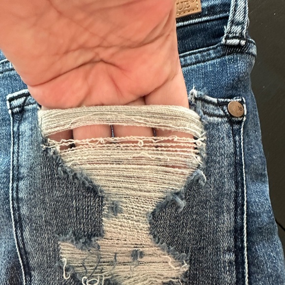 Judy Blue jeans - Picture 9 of 15